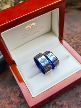 csenge and arnold titanium weddingring