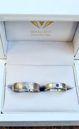 viktoria tamas gold titanium wedding ring