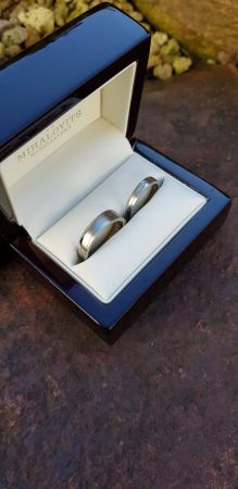 anita and endres titanium wedding rings
